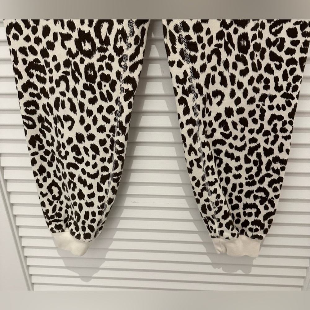 (Set) J.Crew leopard print terry cloth cotton pullover crewneck and jogger pants - Picture 7 of 9